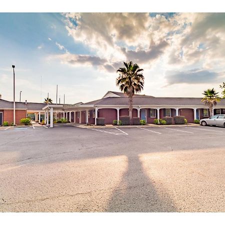 Winton Inn & Suites Barnwell ภายนอก รูปภาพ