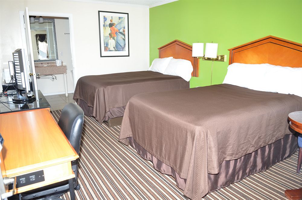 Winton Inn & Suites Barnwell ภายนอก รูปภาพ