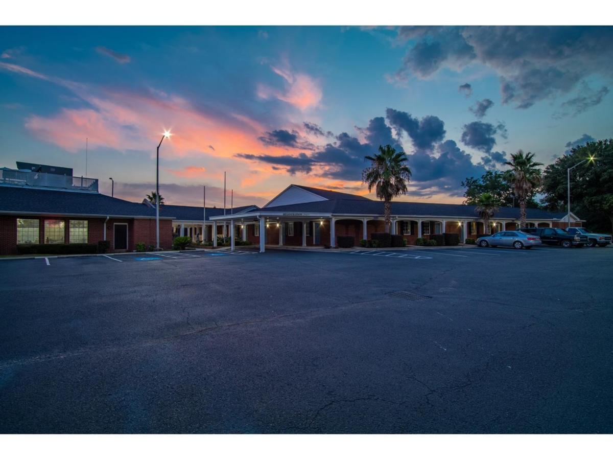 Winton Inn & Suites Barnwell ภายนอก รูปภาพ