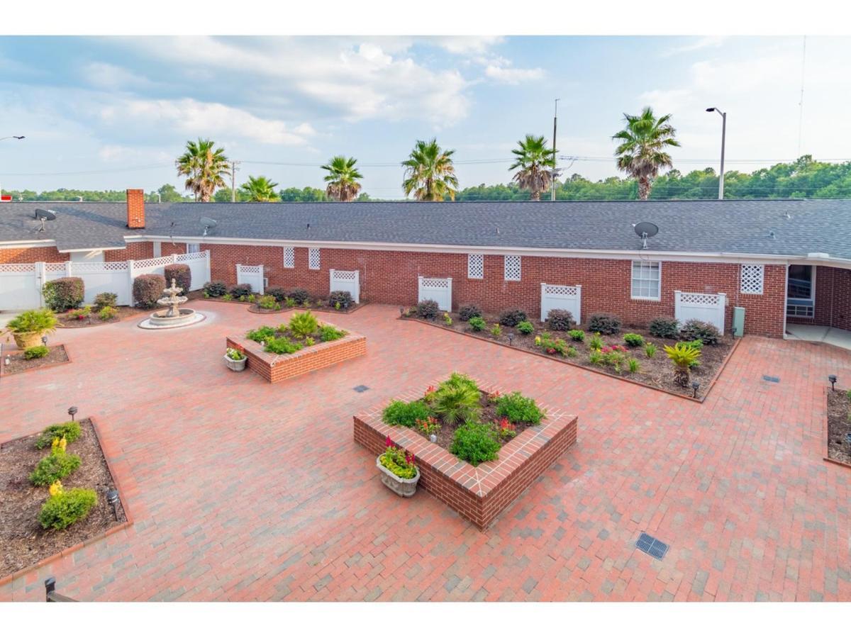 Winton Inn & Suites Barnwell ภายนอก รูปภาพ